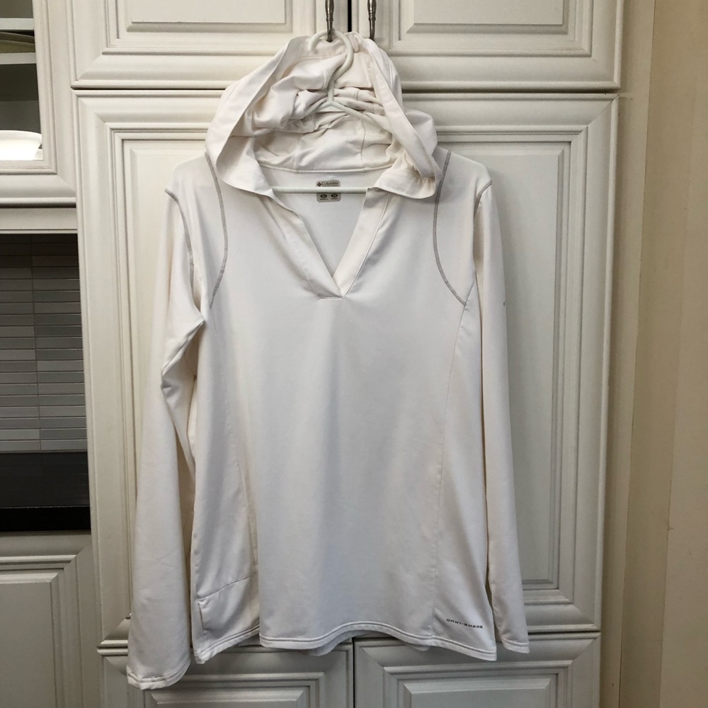 Columbia women’s hooded l/s shirt